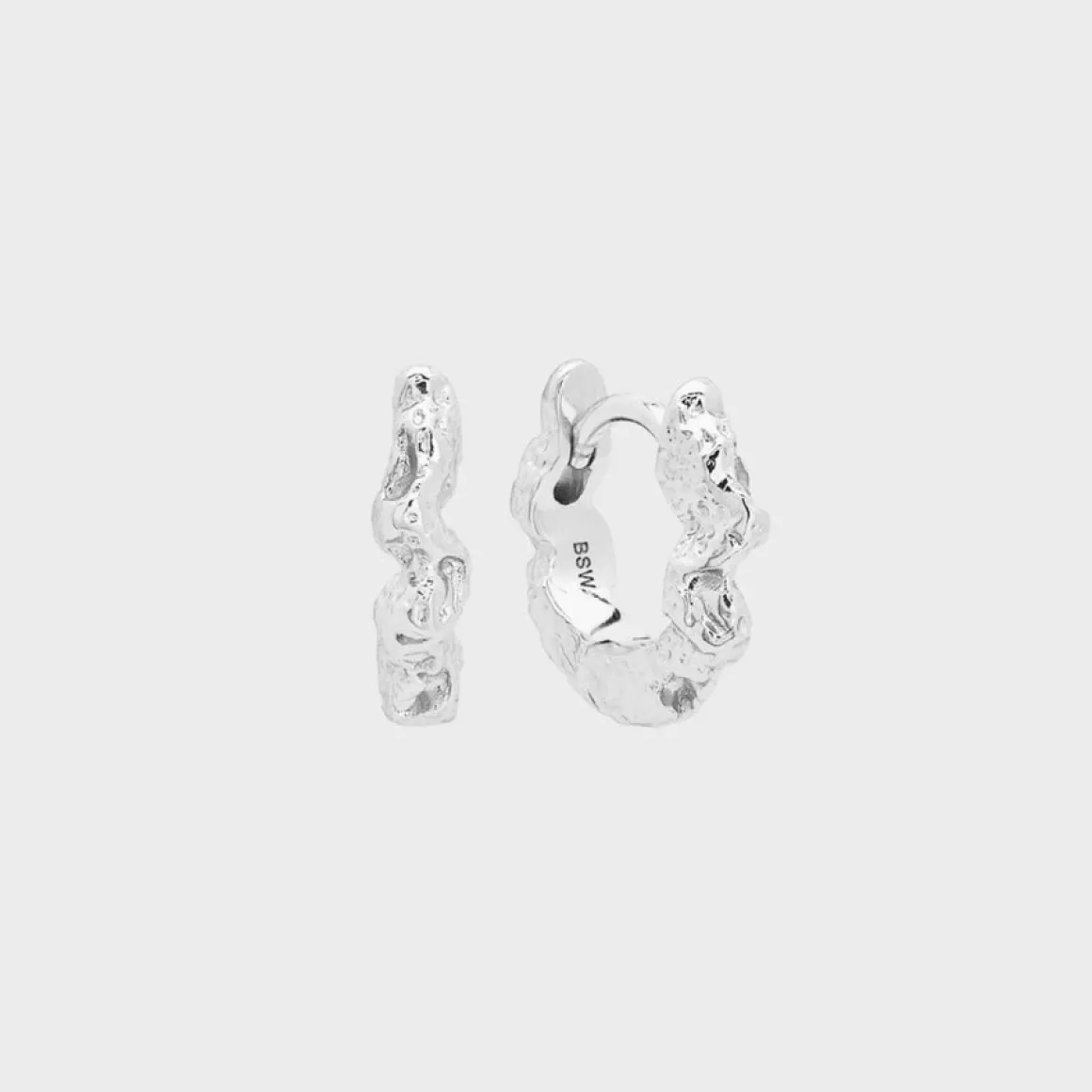 favia_small_hoops_2.webp Winther Studio Øreringe | Student*Favia Small Hoops