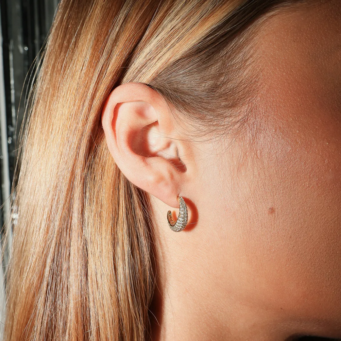 holly_stone_hoops__preorder_4.webp Winther Studio Øreringe*Holly Stone Hoops - Pre-Order
