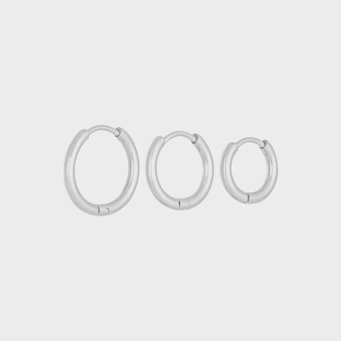 Winther Studio Øreringe | Smykkesæt*Plain Hoops Sæt Sølv