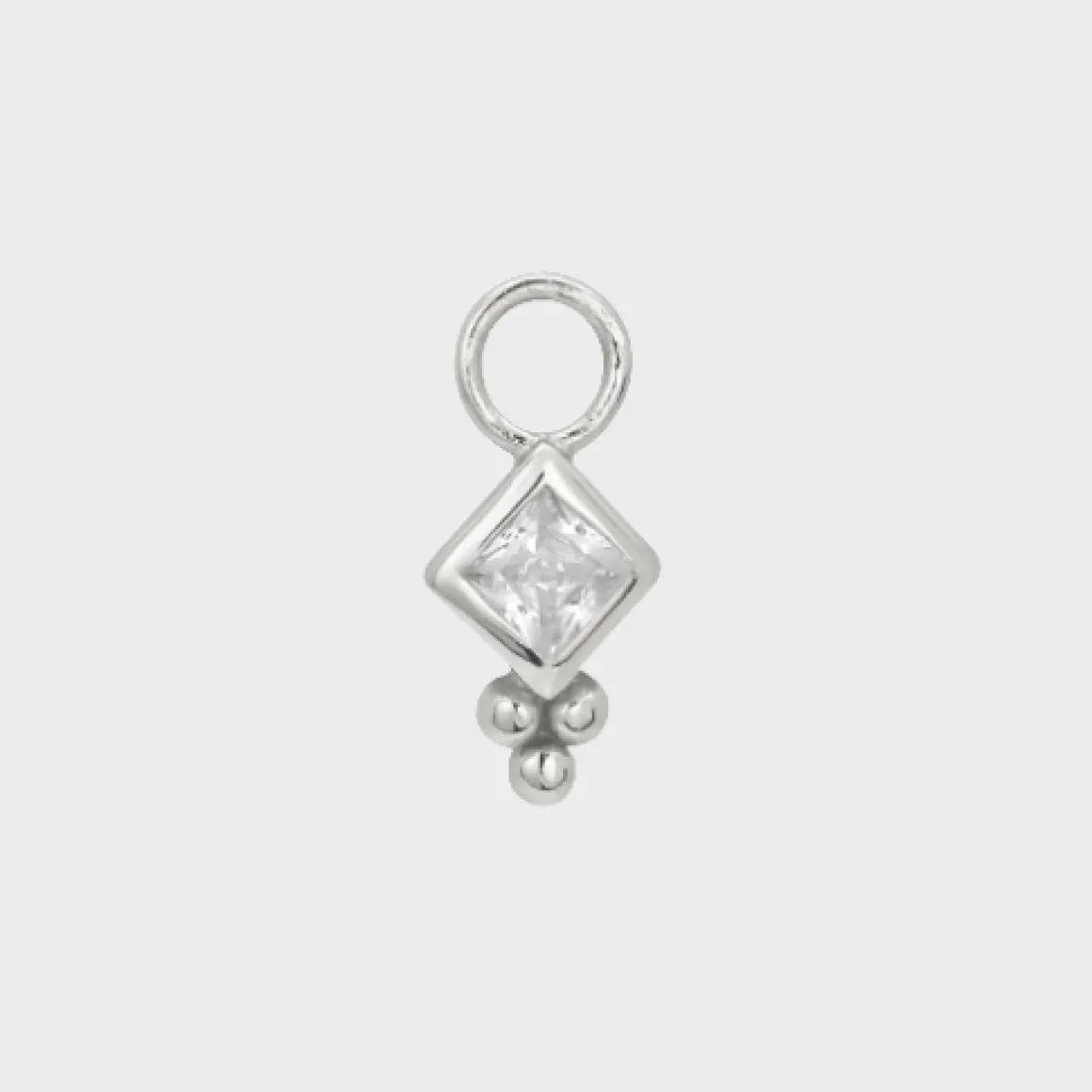 royal_charm_3.webp Winther Studio Øreringe*Royal Charm