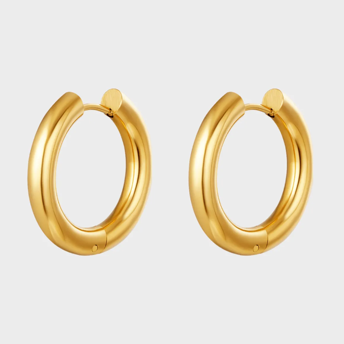 wide_hoops_5.webp Winther Studio Øreringe | Student*Wide Hoops